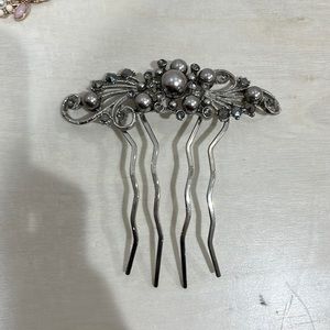 Silver pearl and crystal hair pin Bridal Hair Piece